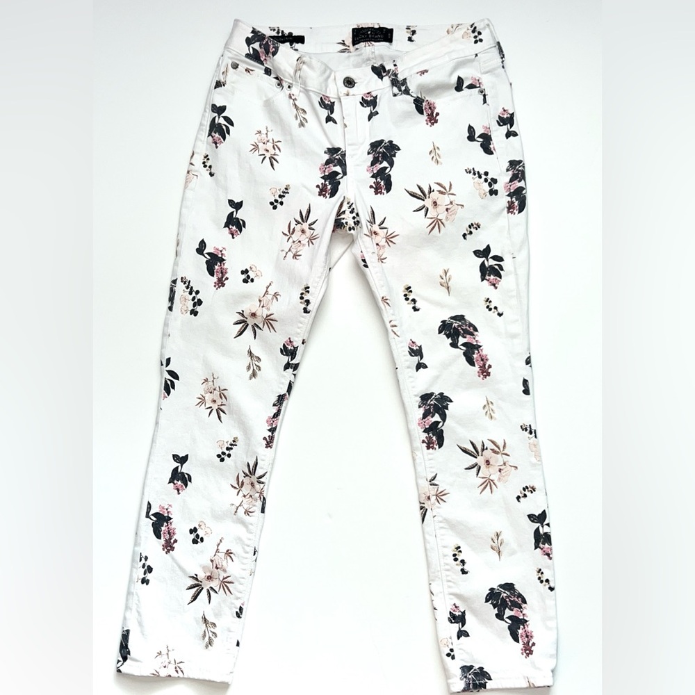 Lucky Brand White Floral Lolita Capri‎ Jeans Sz 8/29